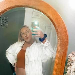 Meet your Posher, Kady